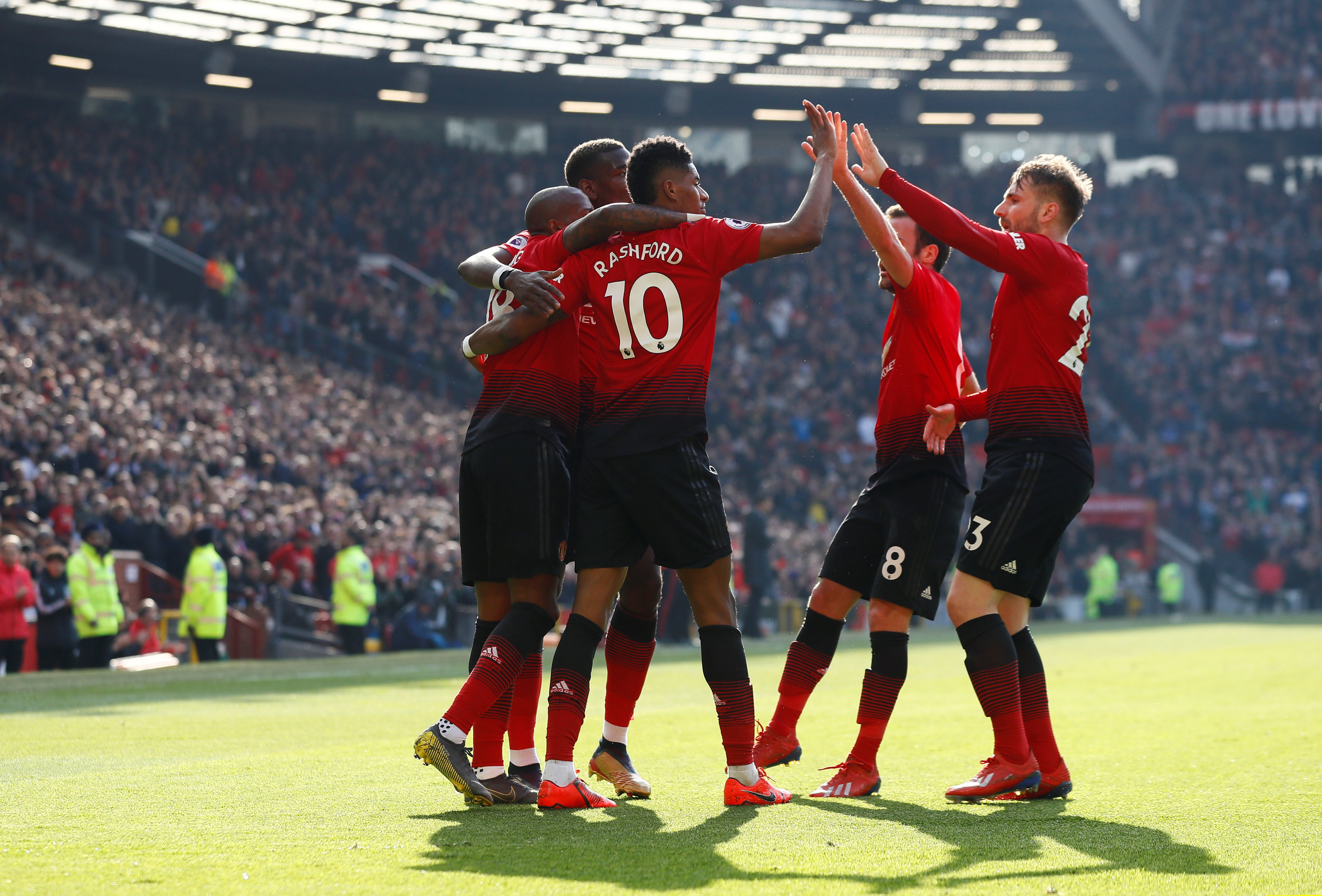 年返回球場 年返回球場